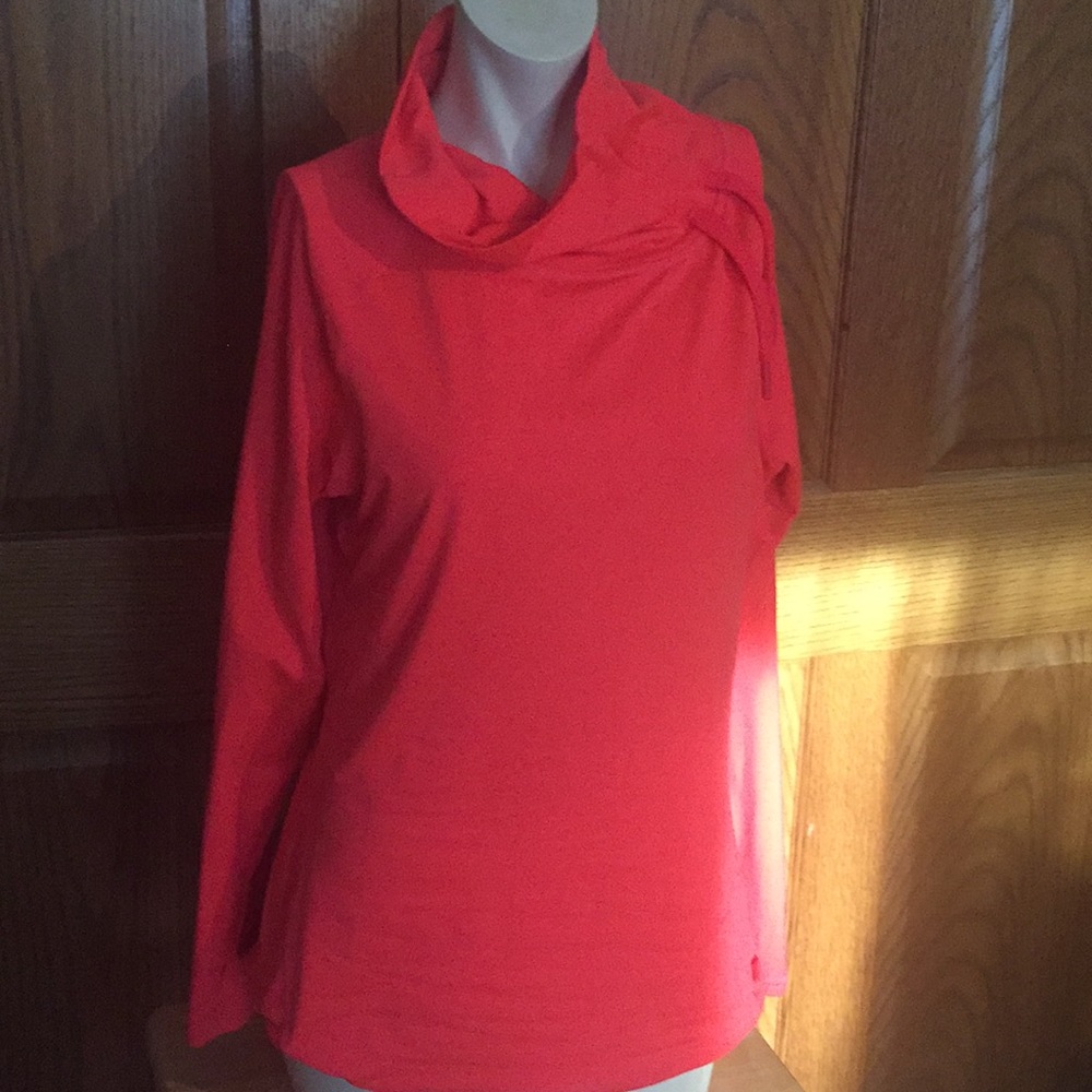 Spring workout long sleeve